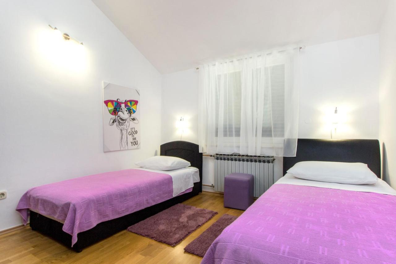 Luka Apartment ชิเบนิก ภายนอก รูปภาพ