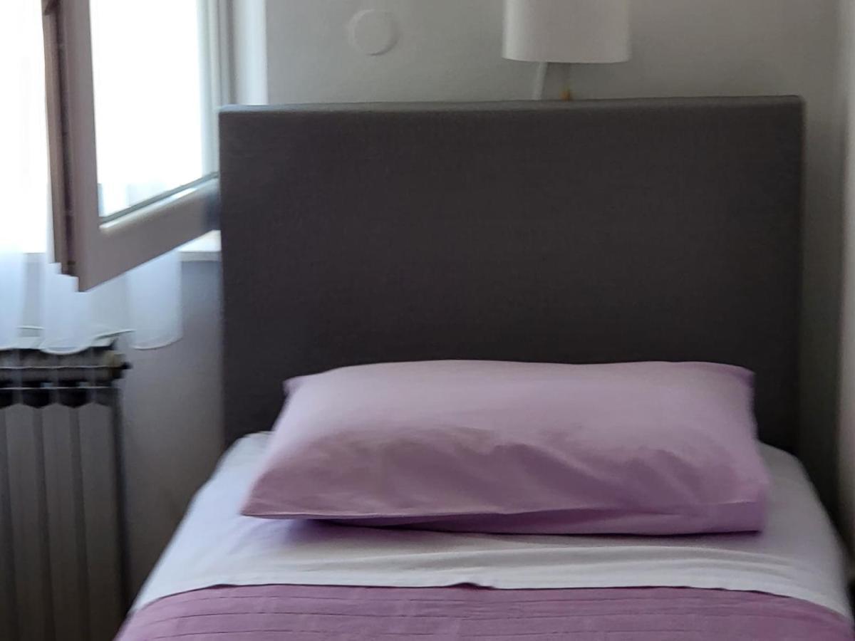 Luka Apartment ชิเบนิก ภายนอก รูปภาพ